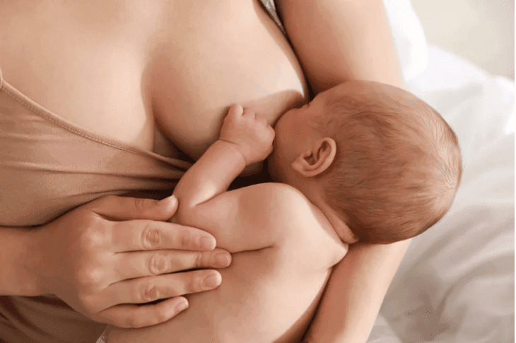 baby abhalten beim stillen
